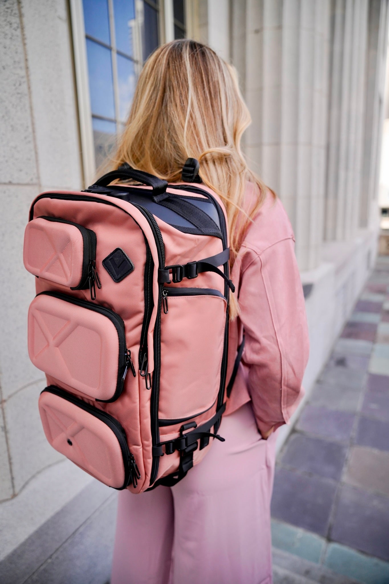 The Backpack Islanders Savvy BLUSH 20L / Guava
